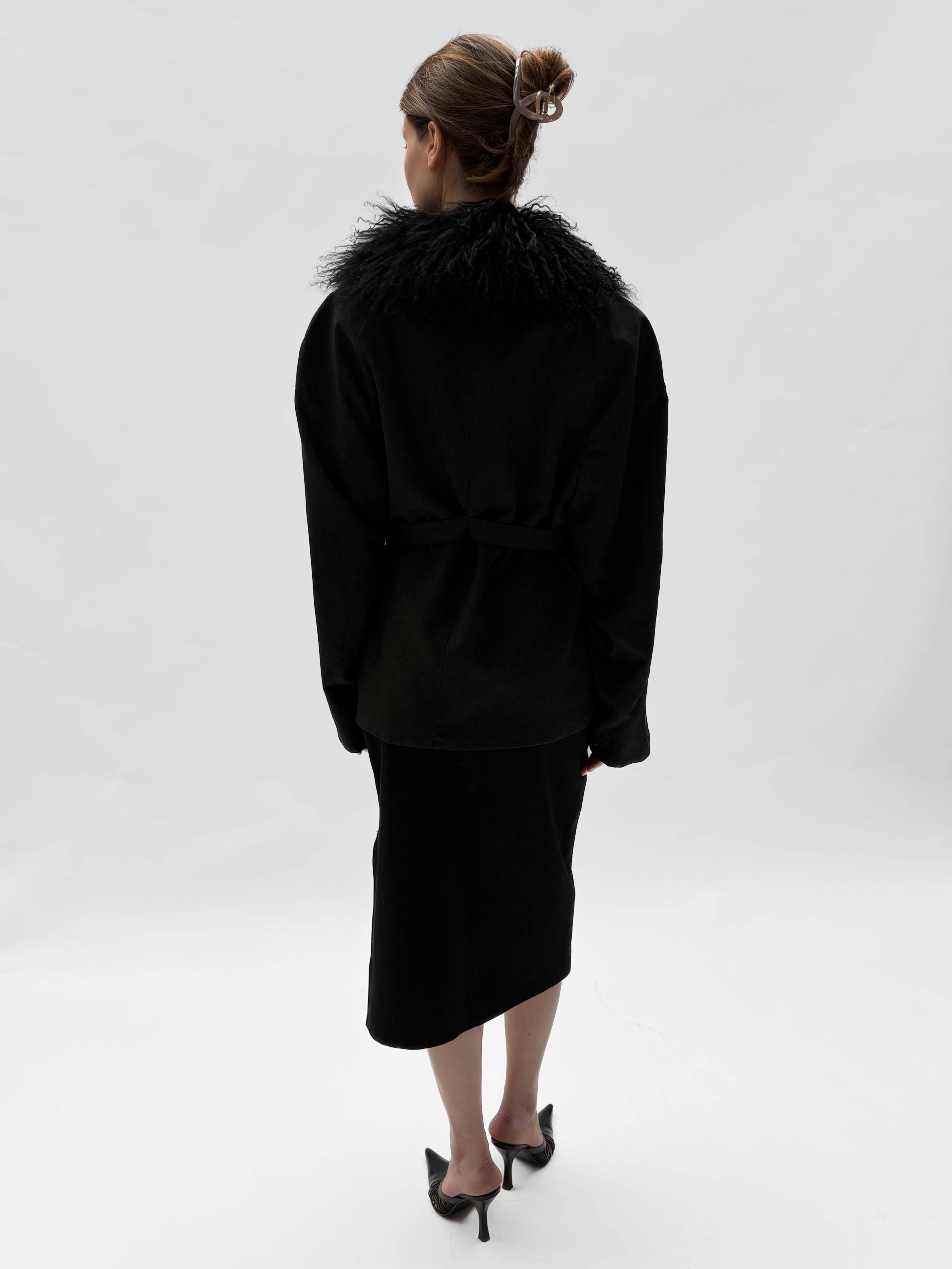 Piece No. 28 — The Fur Collar Trench