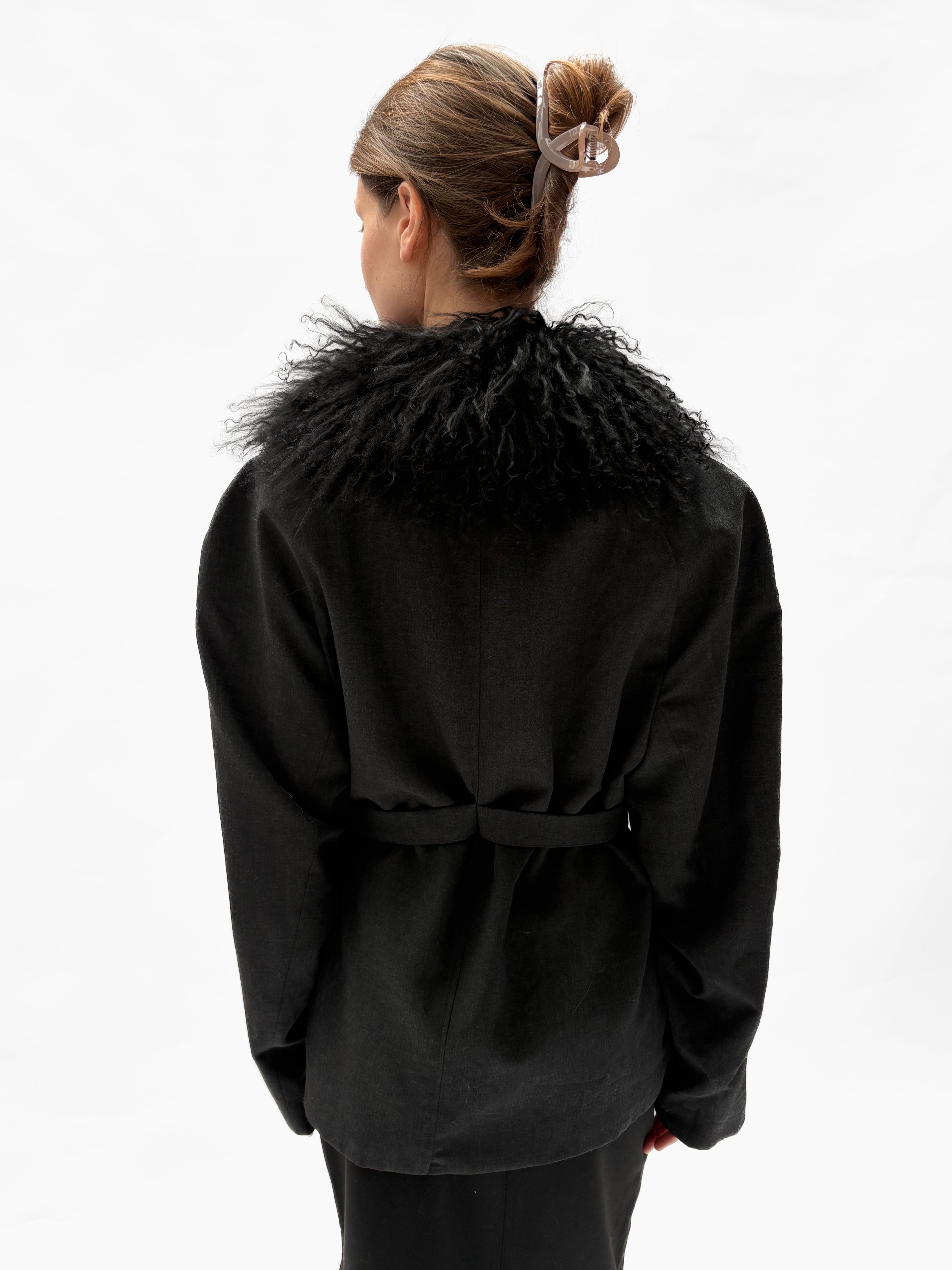 Piece No. 28 — The Fur Collar Trench